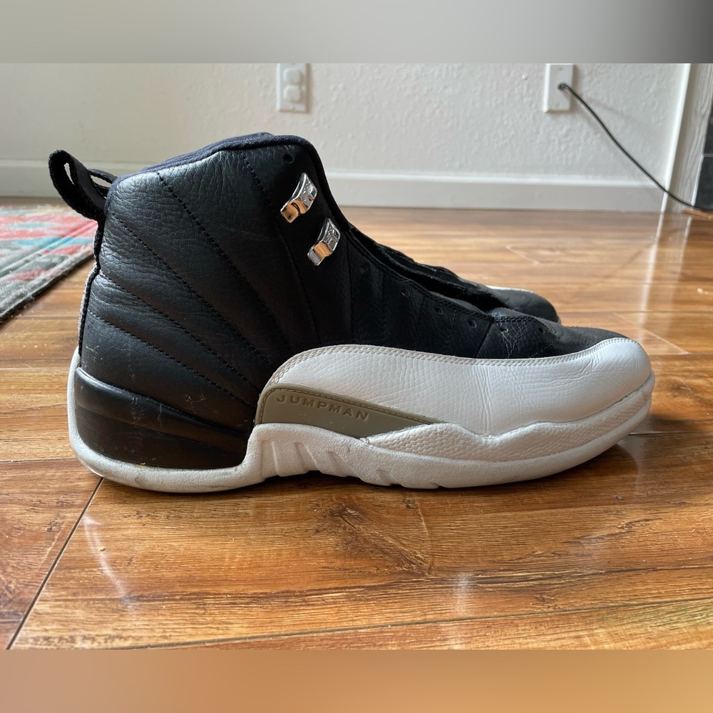 Jordan Playoff 12 in great wearable condition!